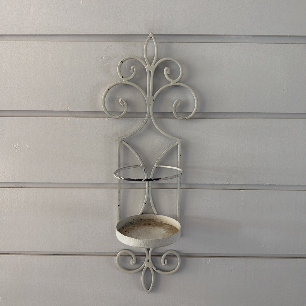 Vintage Shabby Chic White Wrought Iron Wall Sconce Candle Or Planter001